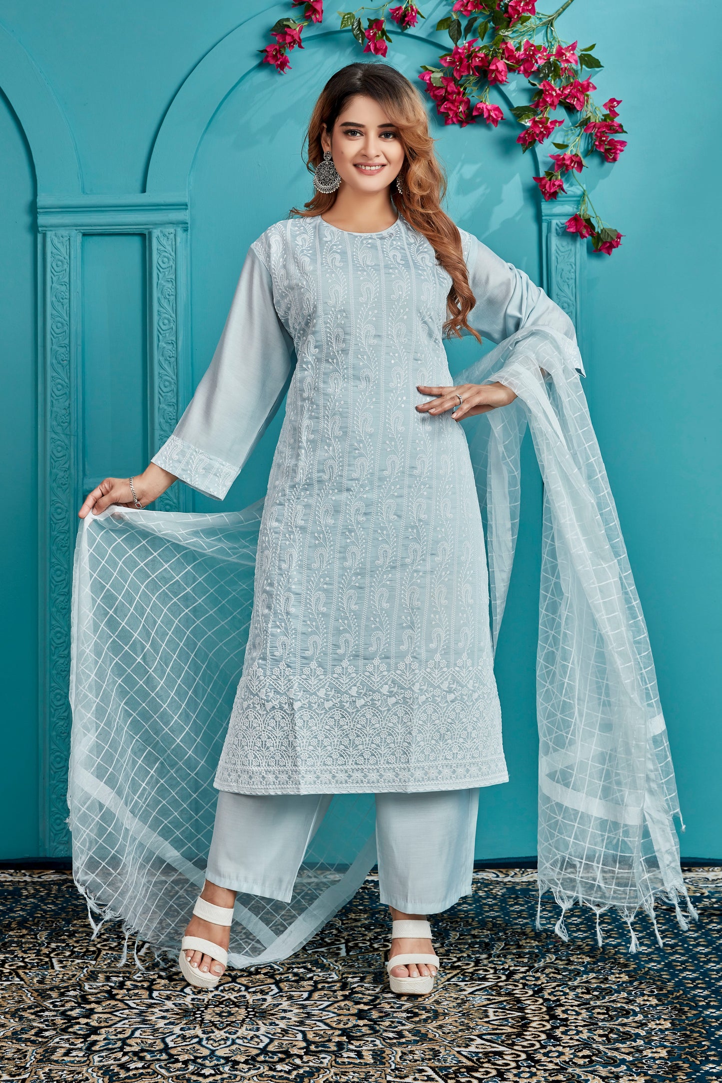 TANVI Embroidered Suit Set