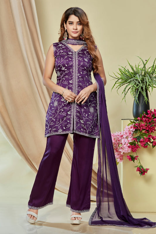 URVI Embroidered Suit Set