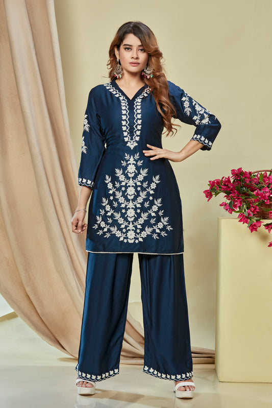 QAHIRA Embroidered Co-ord Set